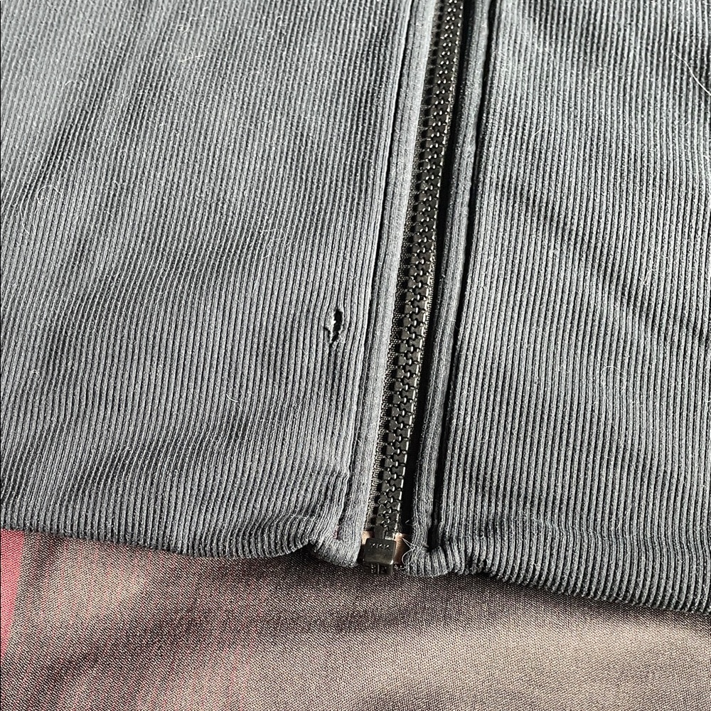Lululemon Reversible Jacket/Sweater - Picture 4 of 7